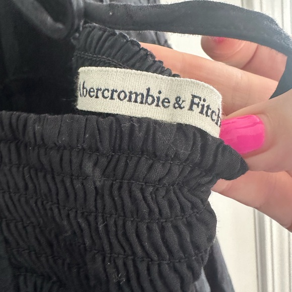 Abercrombie & Fitch embroidered tiered Maxi Dress black and ivory sized MT - Picture 6 of 7